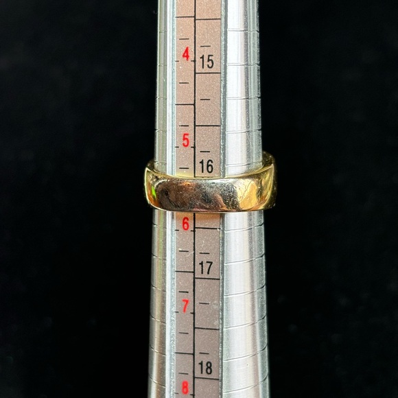 Vintage Premier Designs Gold & Cubic Zirconia Ring - Picture 4 of 6